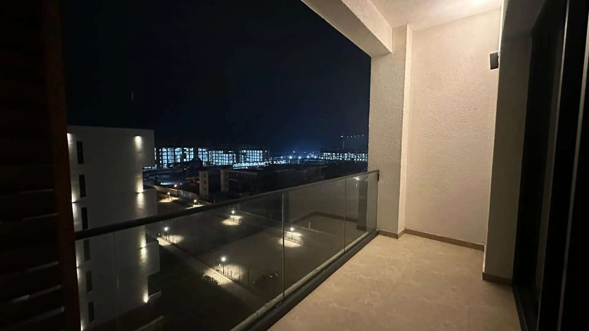Sea Breeze Park Residences 2 Baku Apartment